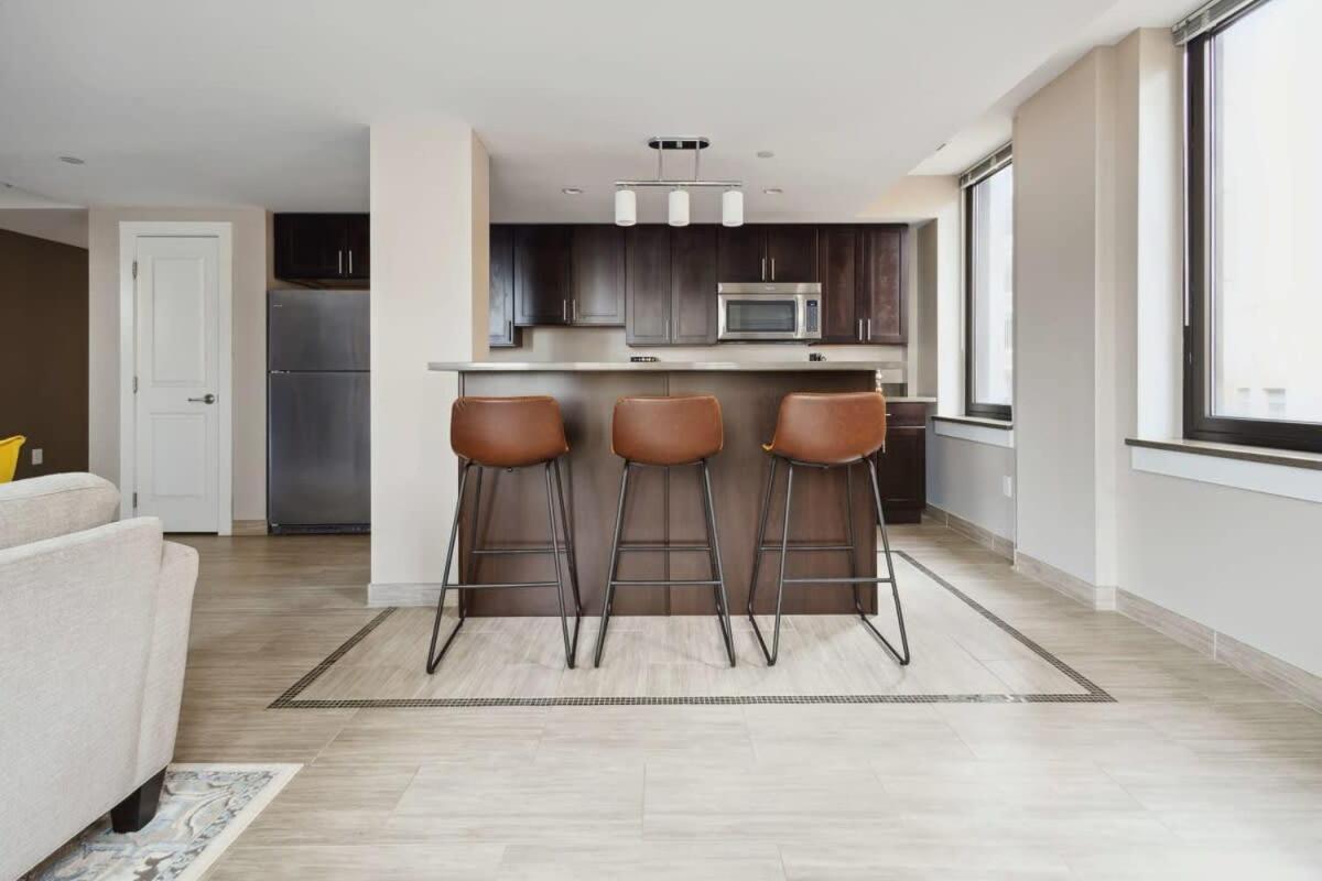 Apartment 2br Downtown Luxury Getaway *
