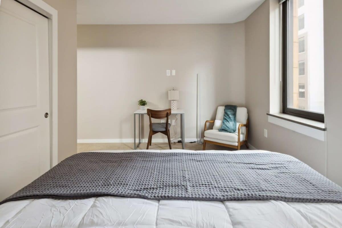 2br Downtown Luxury Getaway