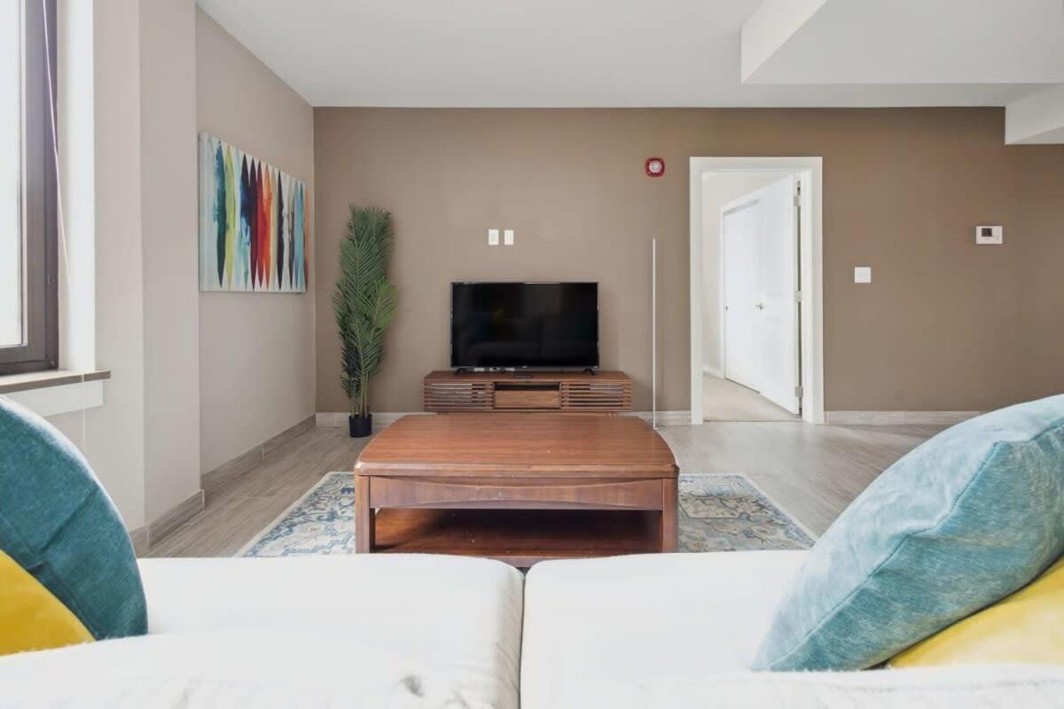 2br Downtown Luxury Getaway *