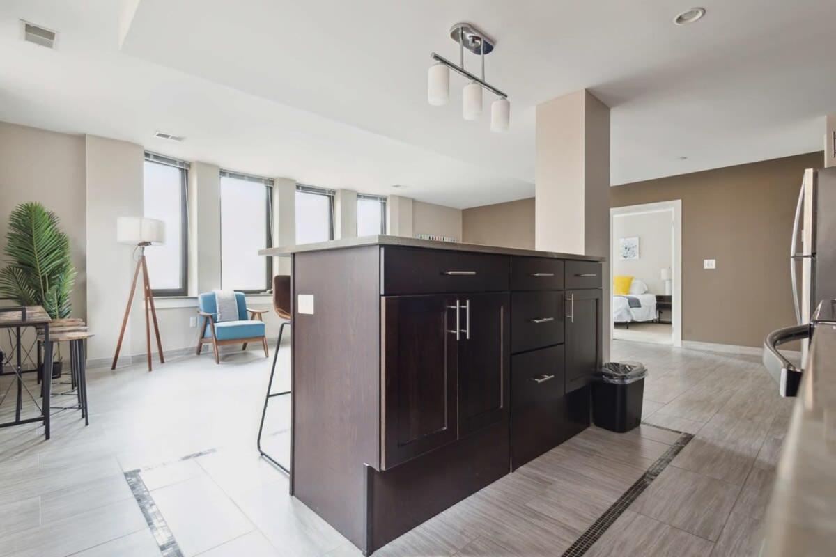 Apartment 2br Downtown Luxury Getaway *