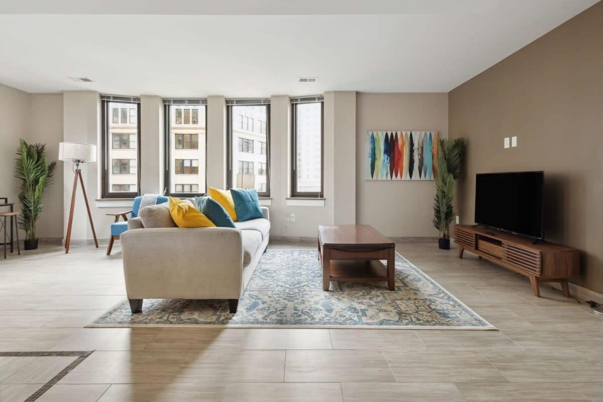2br Downtown Luxury Getaway *