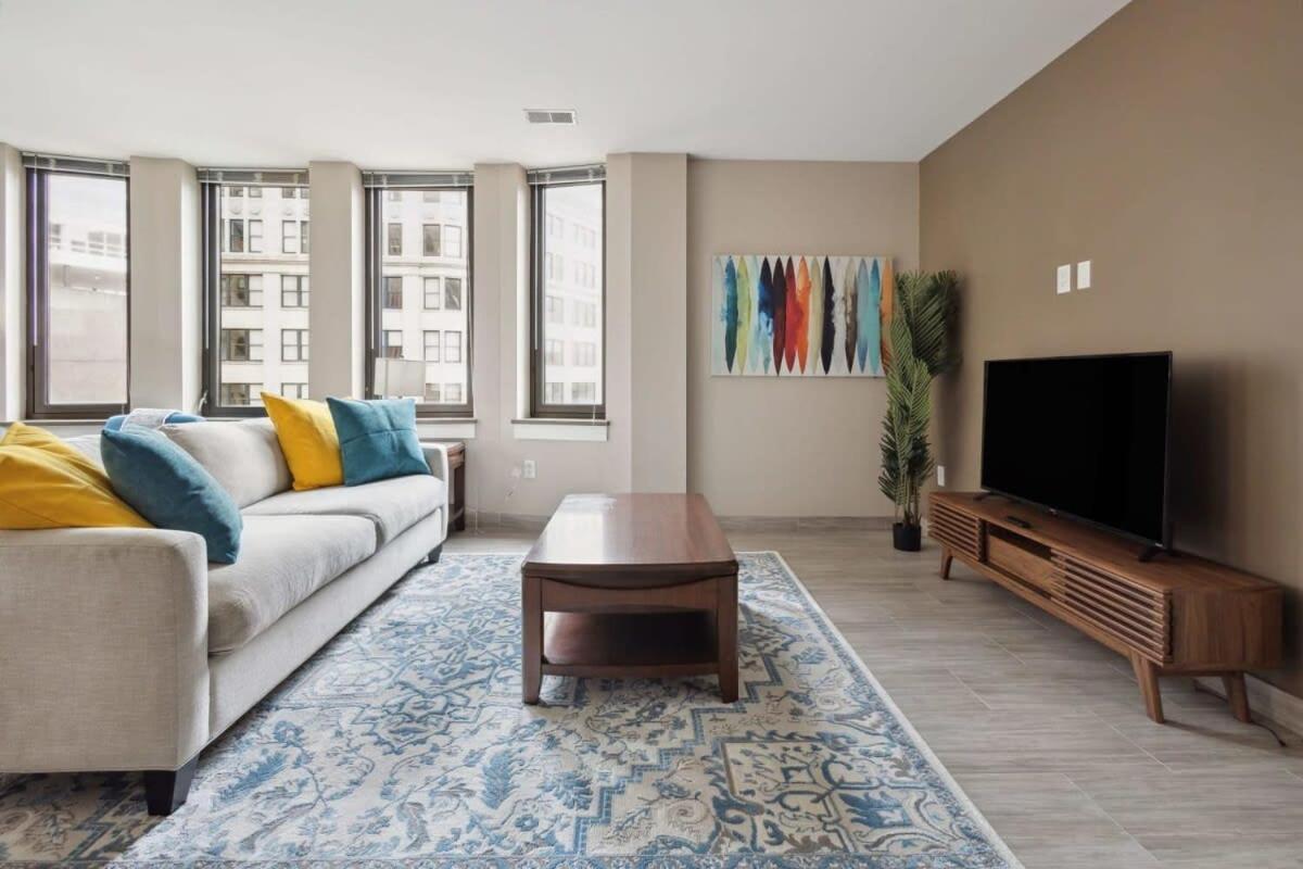 Apartment 2br Downtown Luxury Getaway *